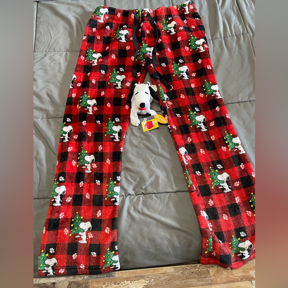Peanuts Women's Christmas Snoopy Red Pajama Pants with Plush Toy